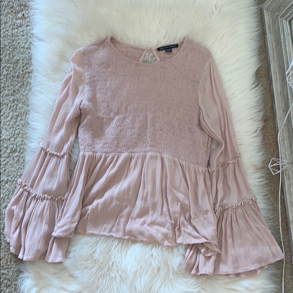 Light pink American Eagle Top